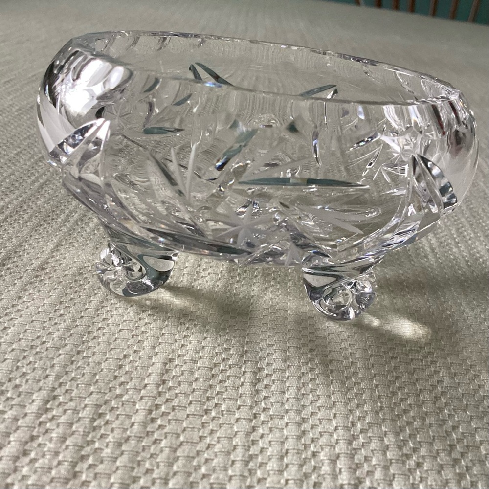 Crystal Glass Dish Accent with Intricate Design